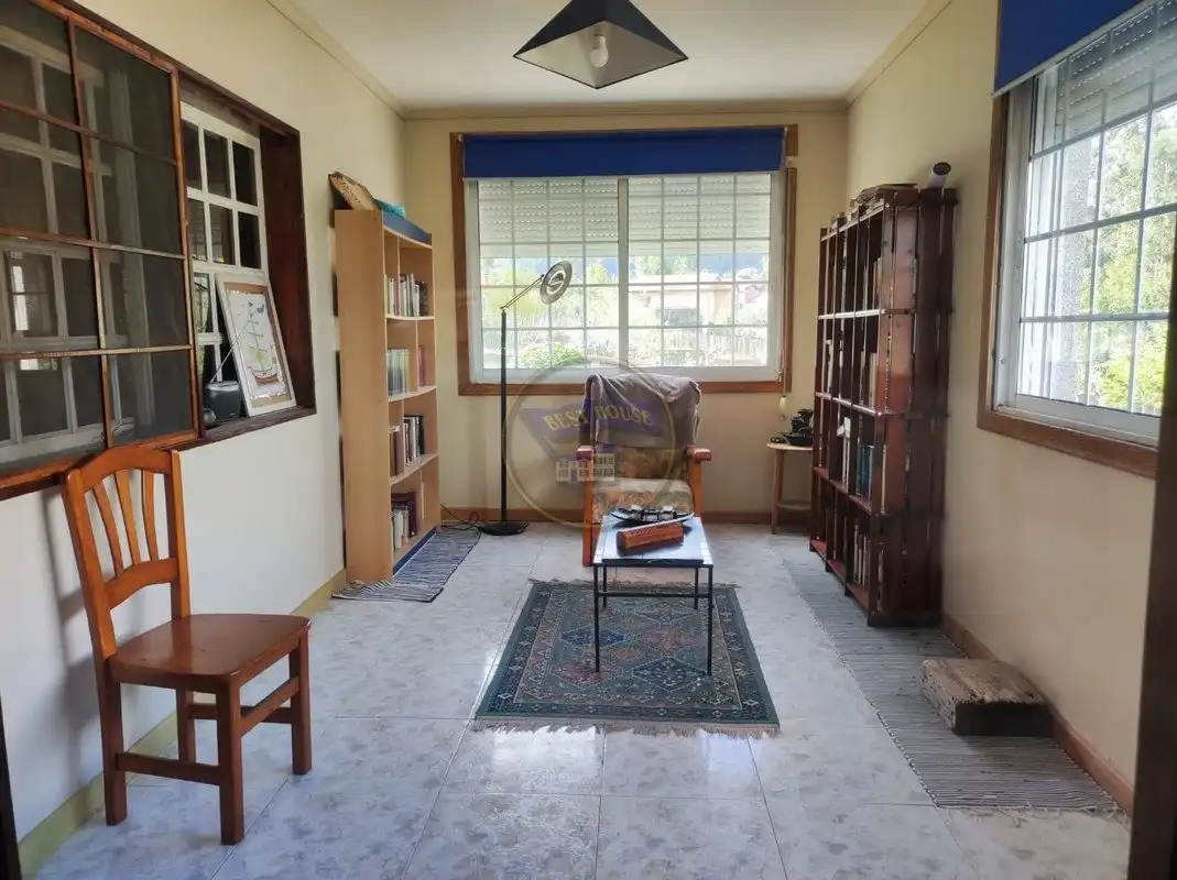 Sala de estar de Finca rústica en venta en Vigo  con Calefacción, Trastero y Piscina