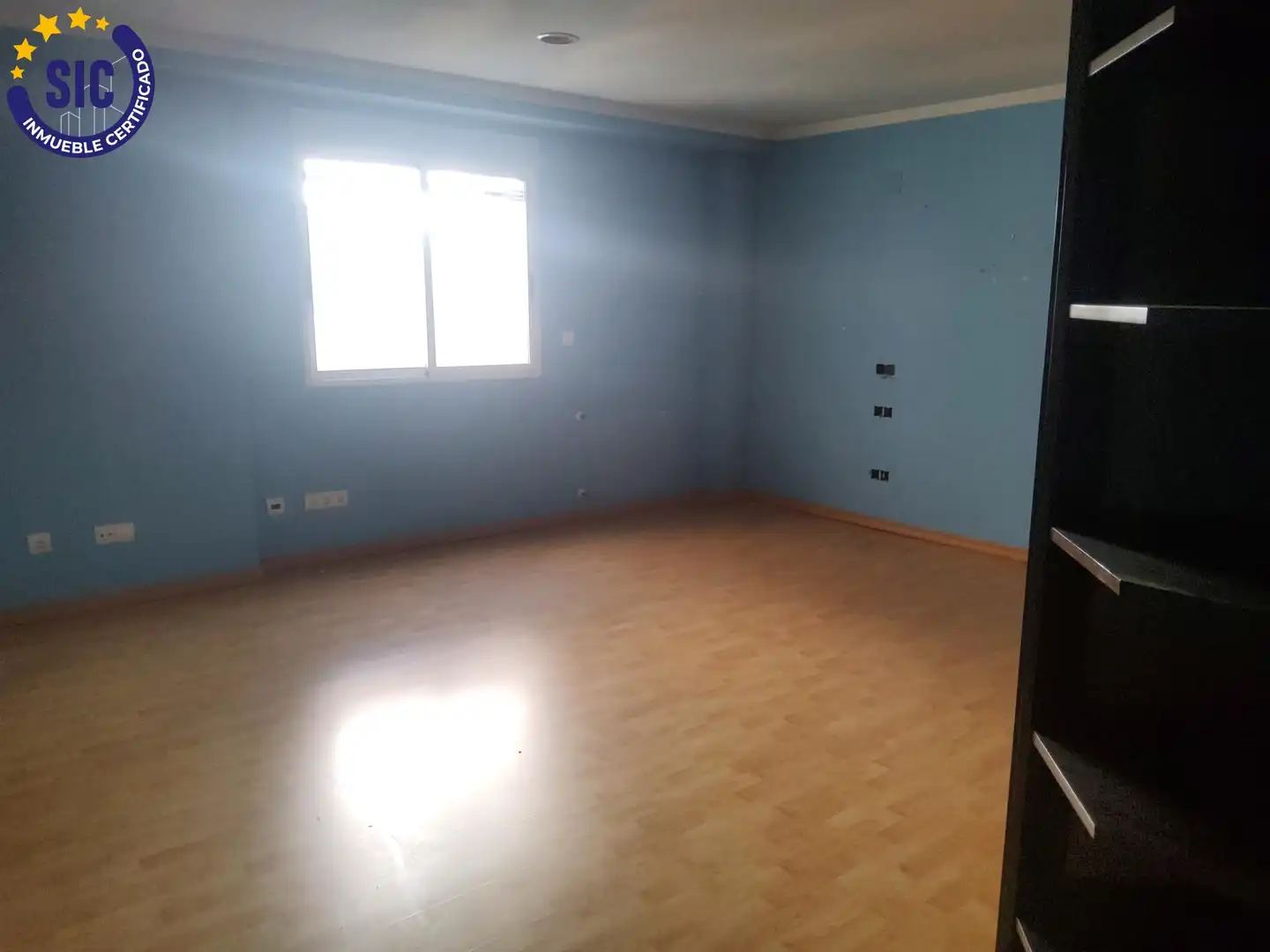 Habitación de Ático en venta en Carlet con Calefacción, Trastero y Balcón