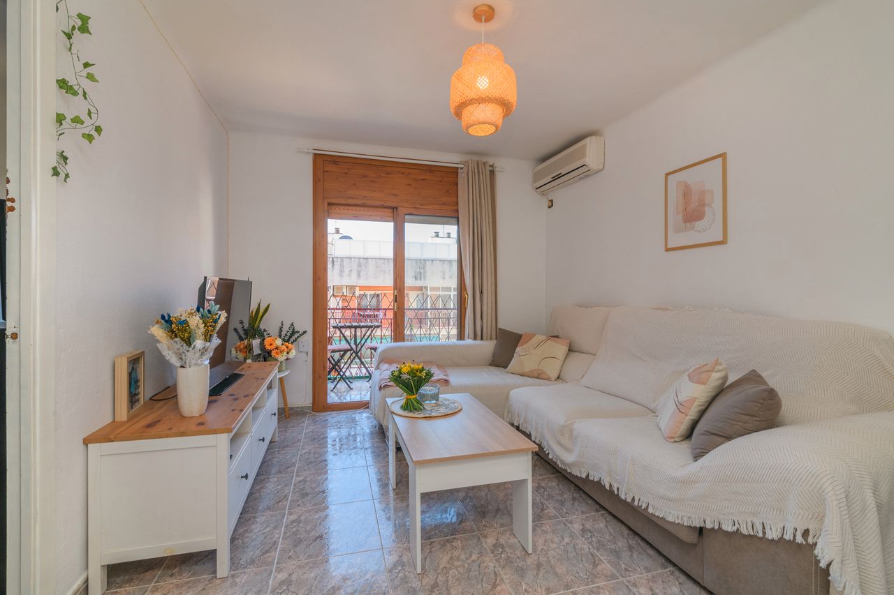 Sala de estar de Piso en venta en Viladecans con Aire acondicionado y Balcón