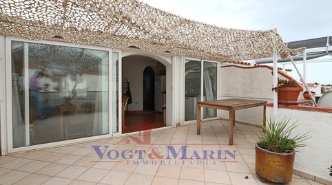 Foto 2 de Casa adosada en venda a Carrer de la Valira, Francolí - Freser - Noguera, Empuriabrava