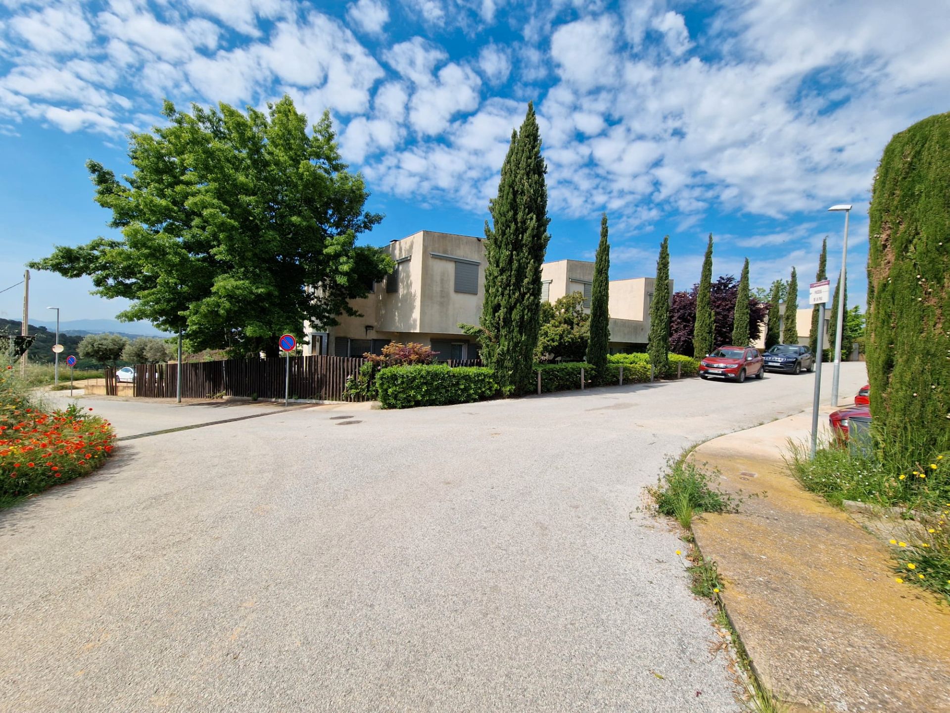 Vista exterior de Casa adosada en venda en Cànoves I Samalús amb Calefacció, Jardí privat i Traster