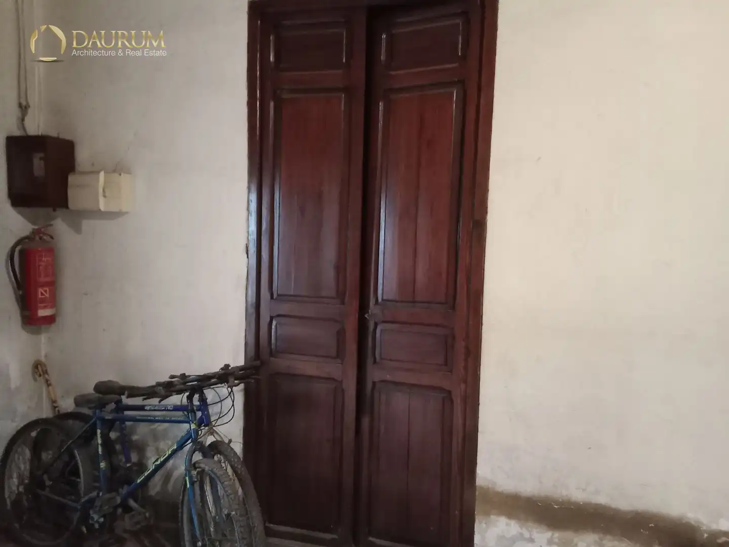 Casa adosada en venta en Xirivella con Terraza y Trastero