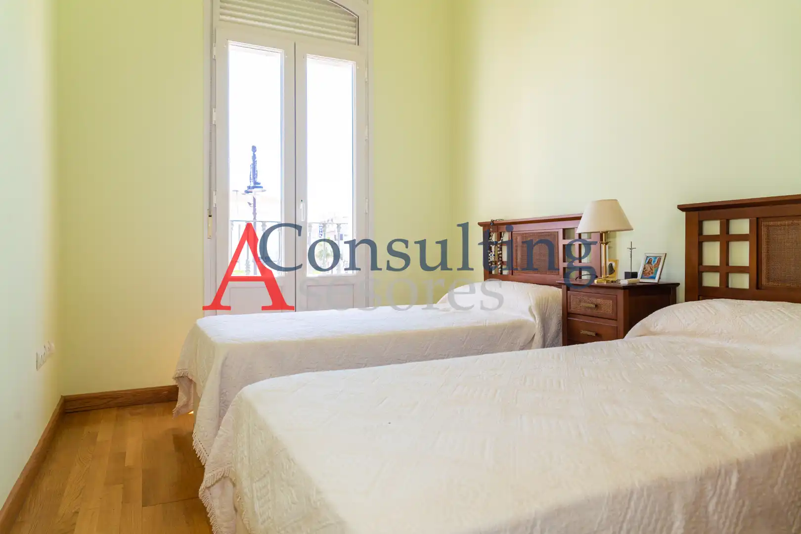 Habitación de Dúplex en venta en San Juan del Puerto con Amueblado, Horno y Lavadora