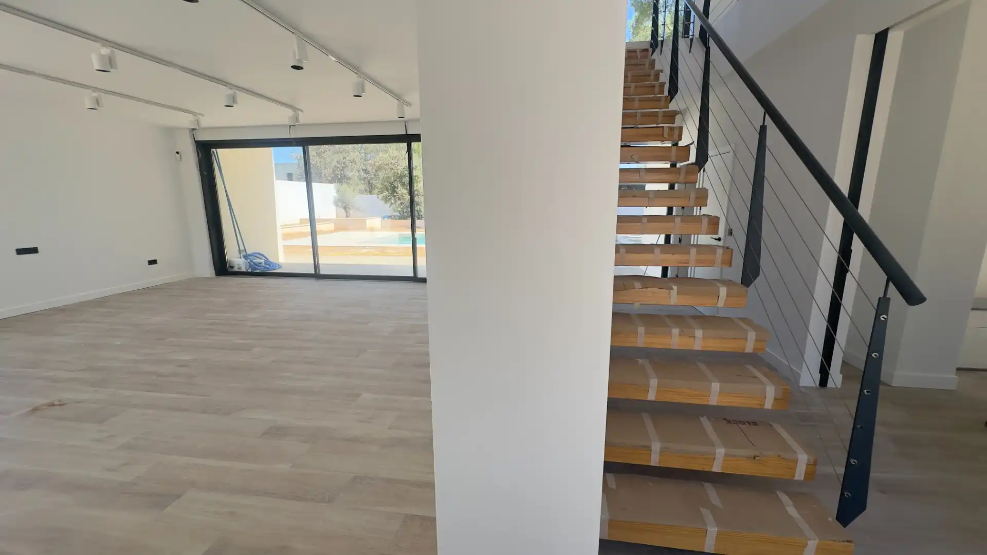Chalet con piscina en venta en Calle Romero, imagen 8