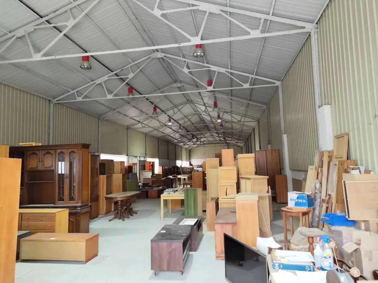 Industrial building for sale in Carretera Font Picant 1