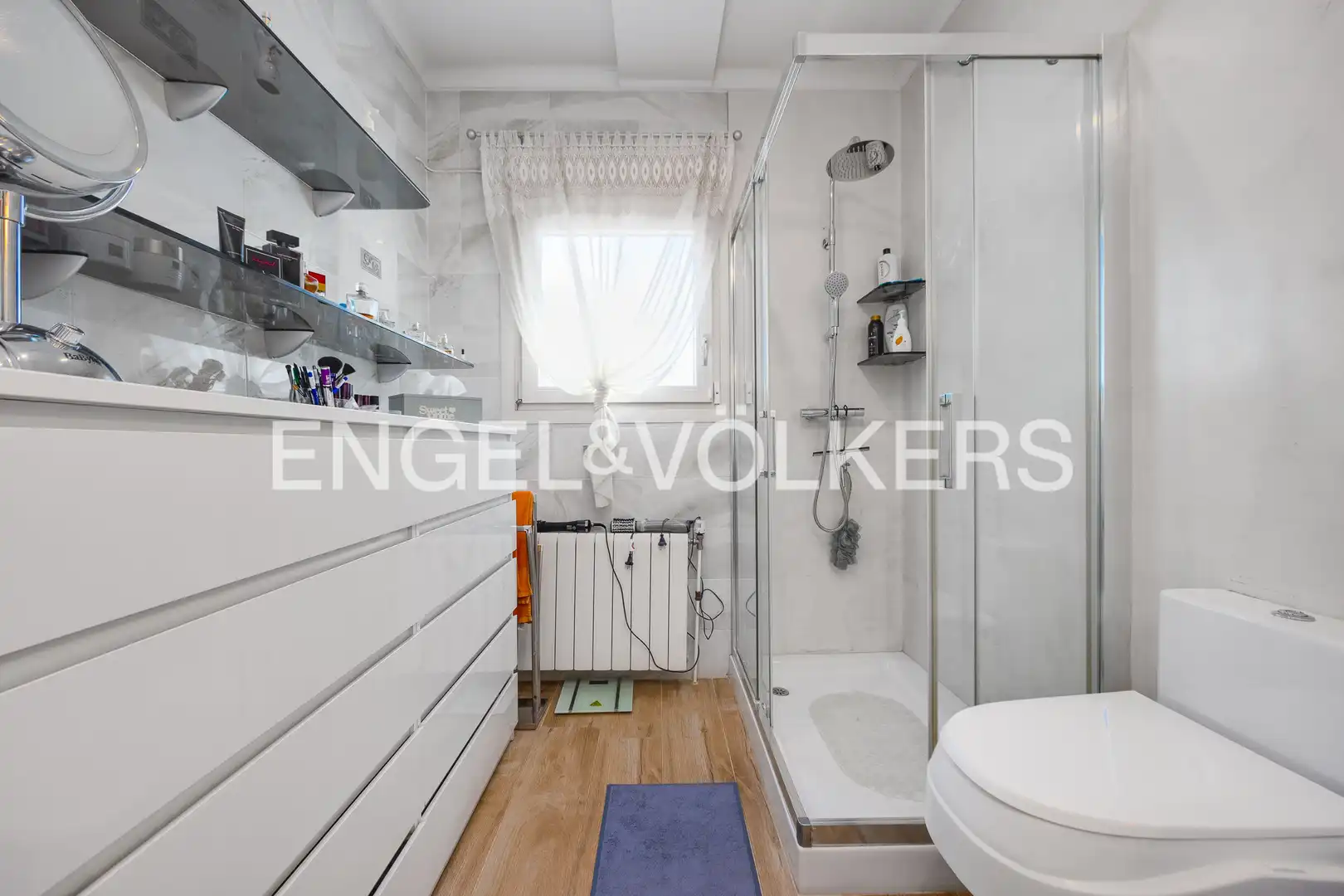 Baño de Casa o chalet en venta en Daya Vieja con Aire acondicionado, Calefacción y Jardín privado