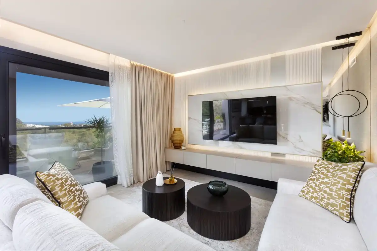 Sala d'estar de Àtic en venda en Marbella amb Aire condicionat, Terrassa i Moblat