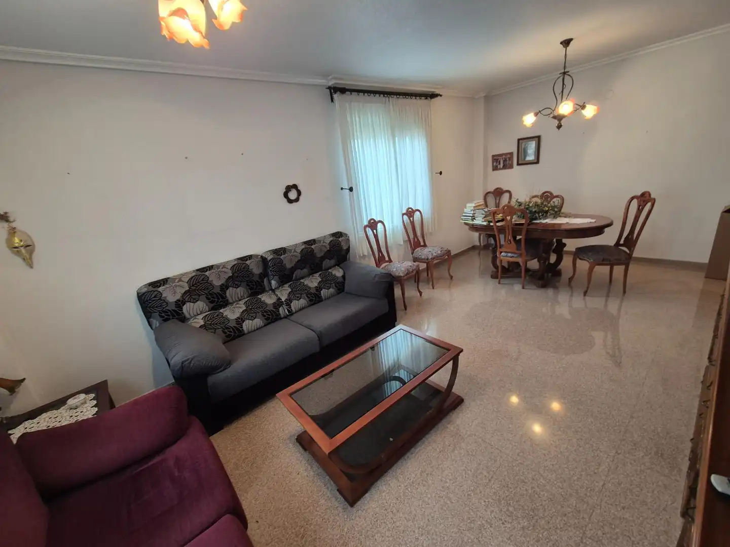 Sala de estar de Piso en venta en Elda con Aire acondicionado, Calefacción y Amueblado