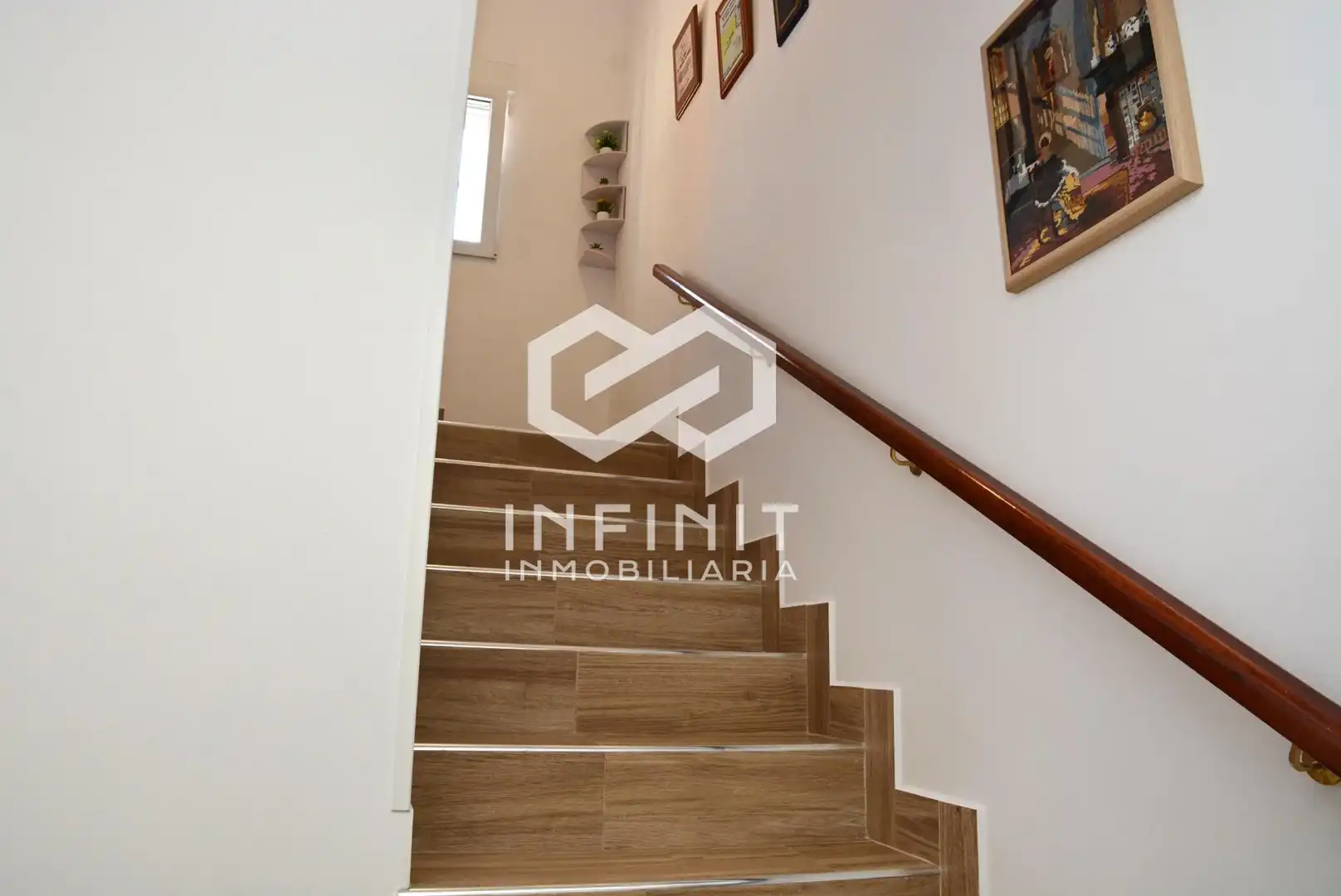 Houses for sale in Mazuecos  with Air Conditioner and Balcony