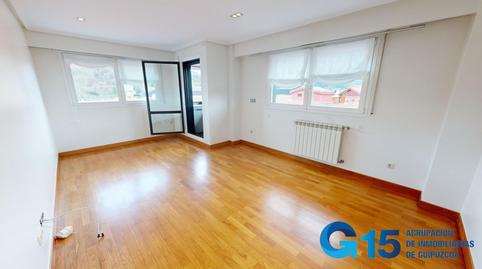 Photo 4 of Attic for sale in Agustindarren Plaza, Hernani, Gipuzkoa