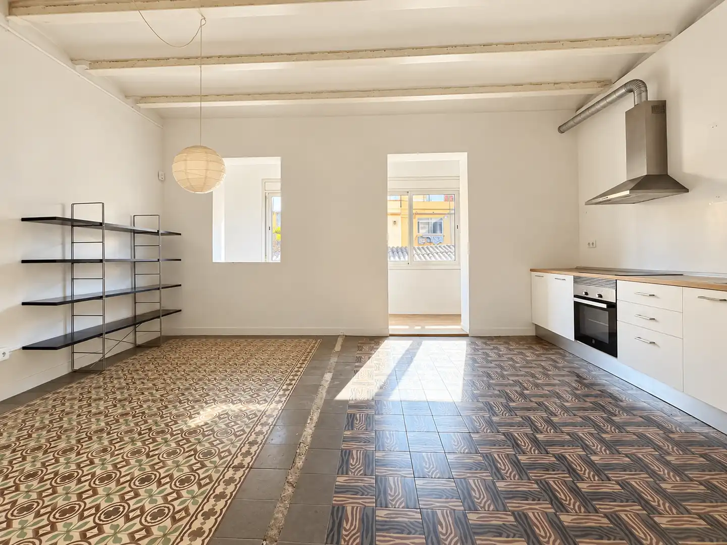Flat with terrace for sale in Calle RAMON TURRO, imagen 2