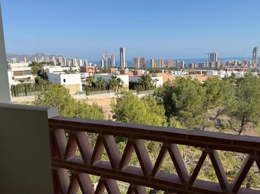 Duplex con balcone in vendita a Golf Bahía