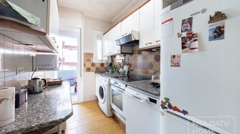 Foto 3 de Piso en venta en Santutxu - Basarrate, Bilbao