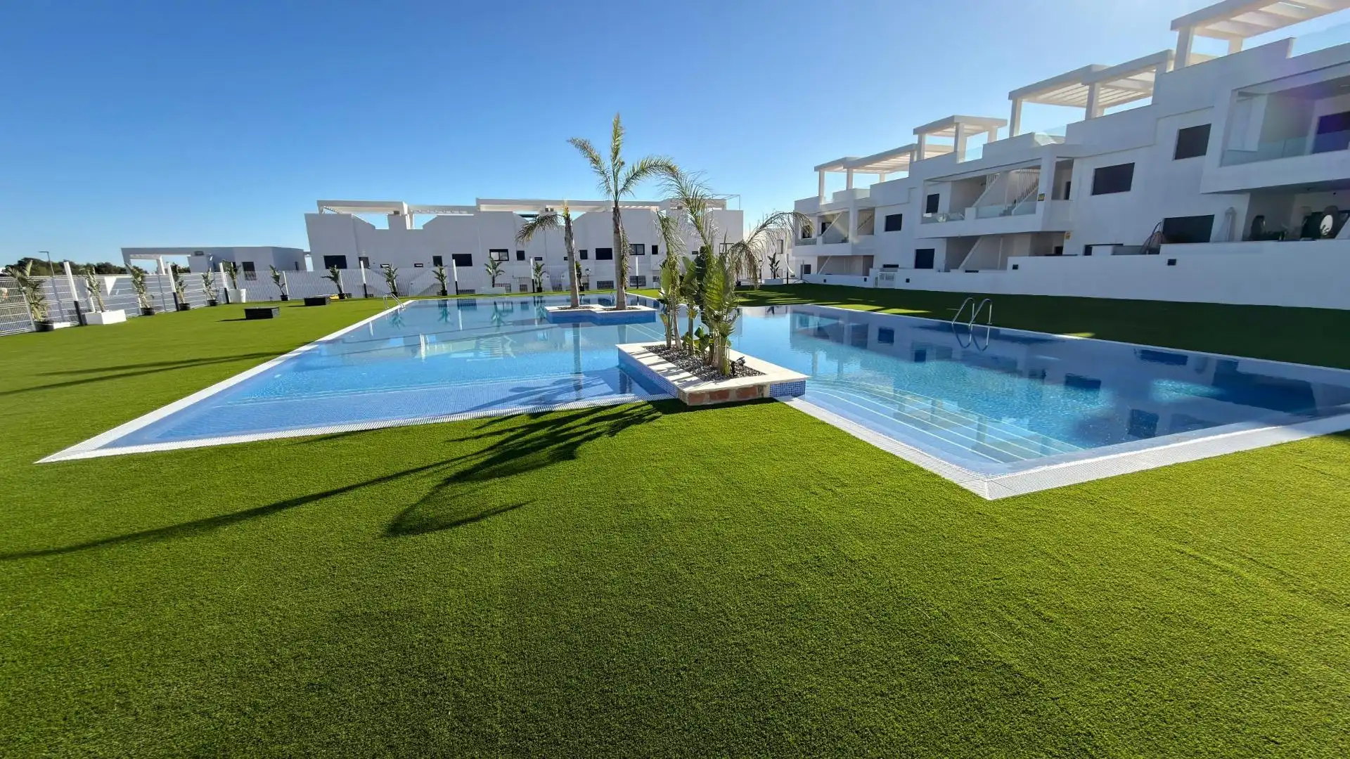 Schwimmbecken von Dachboden zum Verkauf in Finestrat mit Klimaanlage, Terrasse und Gemeinschaftspool