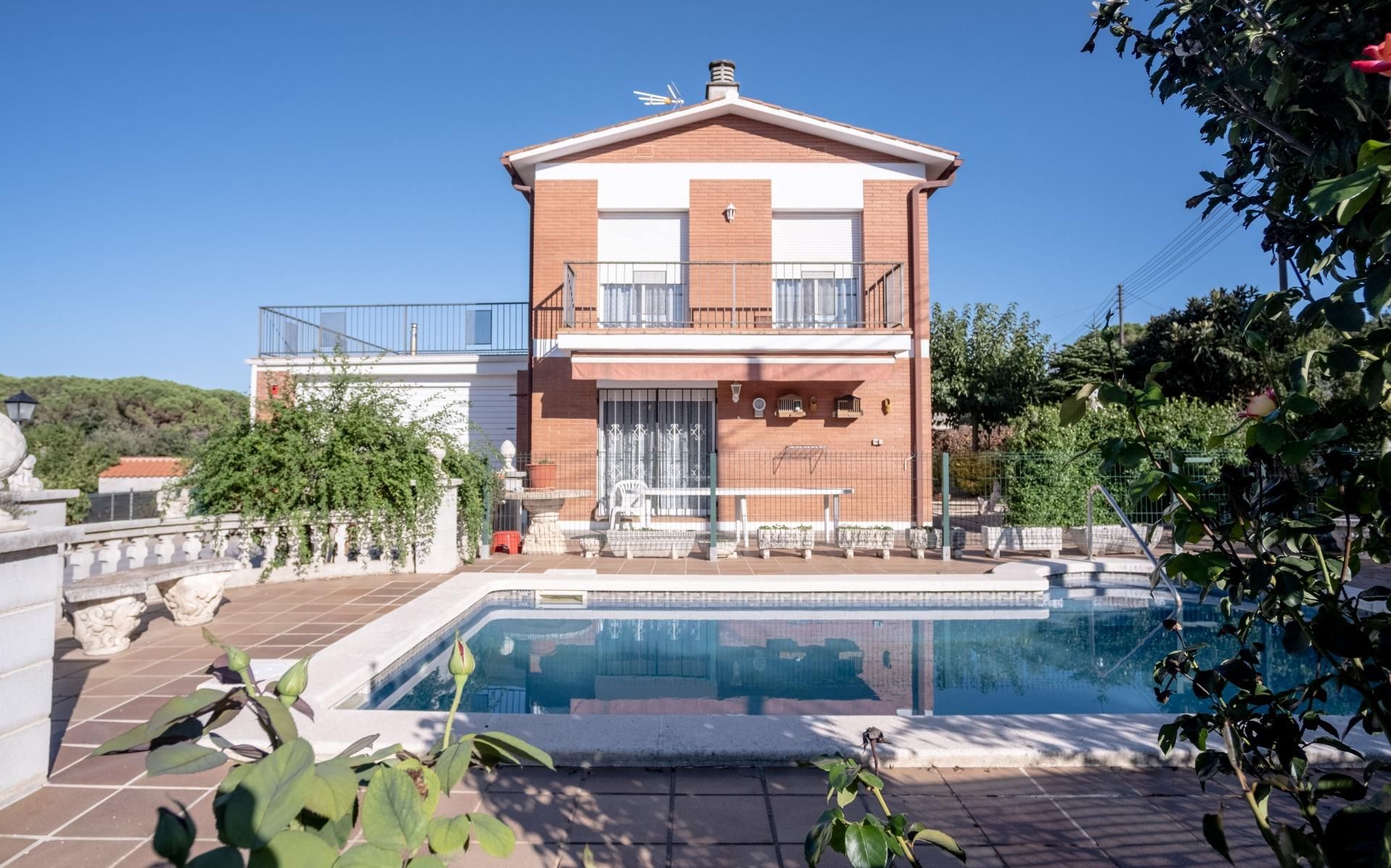 Swimming pool of House or chalet for sale in Llagostera  with Heating, Private garden and Terrace