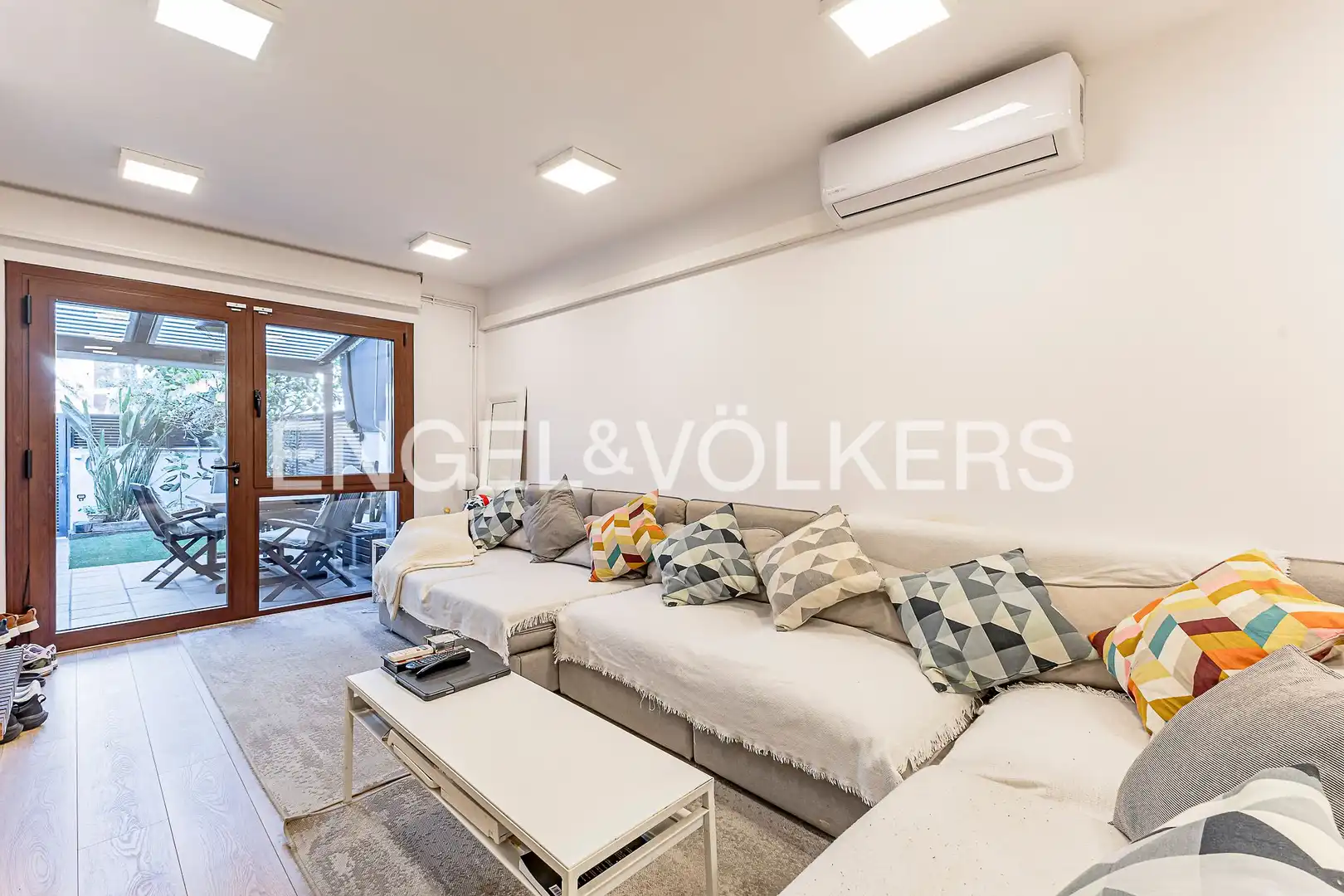 Casa a schiera con giardino in vendita a Montmar, imagen 9