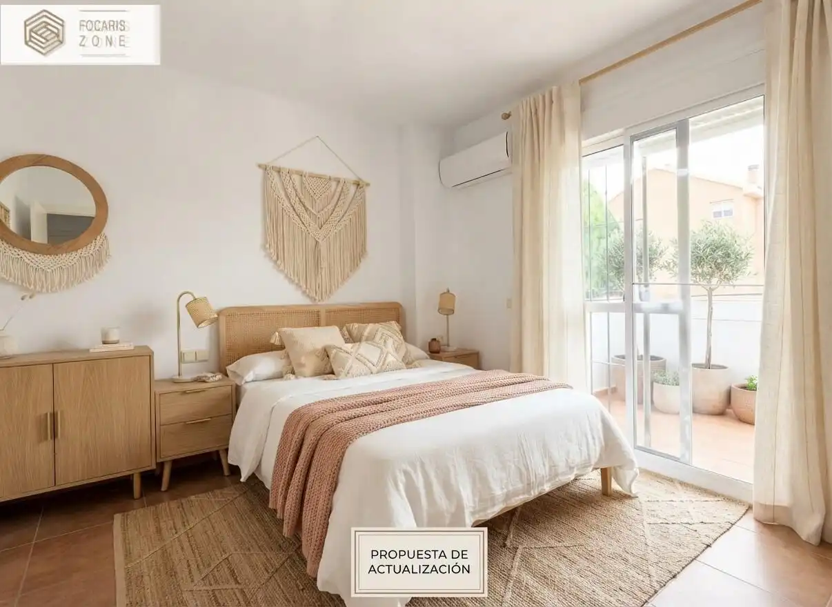 Dormitori de Casa adosada en venda en Málaga amb Aire condicionat, Calefacció i Terrassa