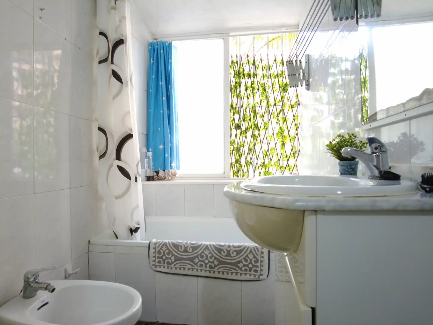 Bathroom of Study for sale in Marbella  with Furnished