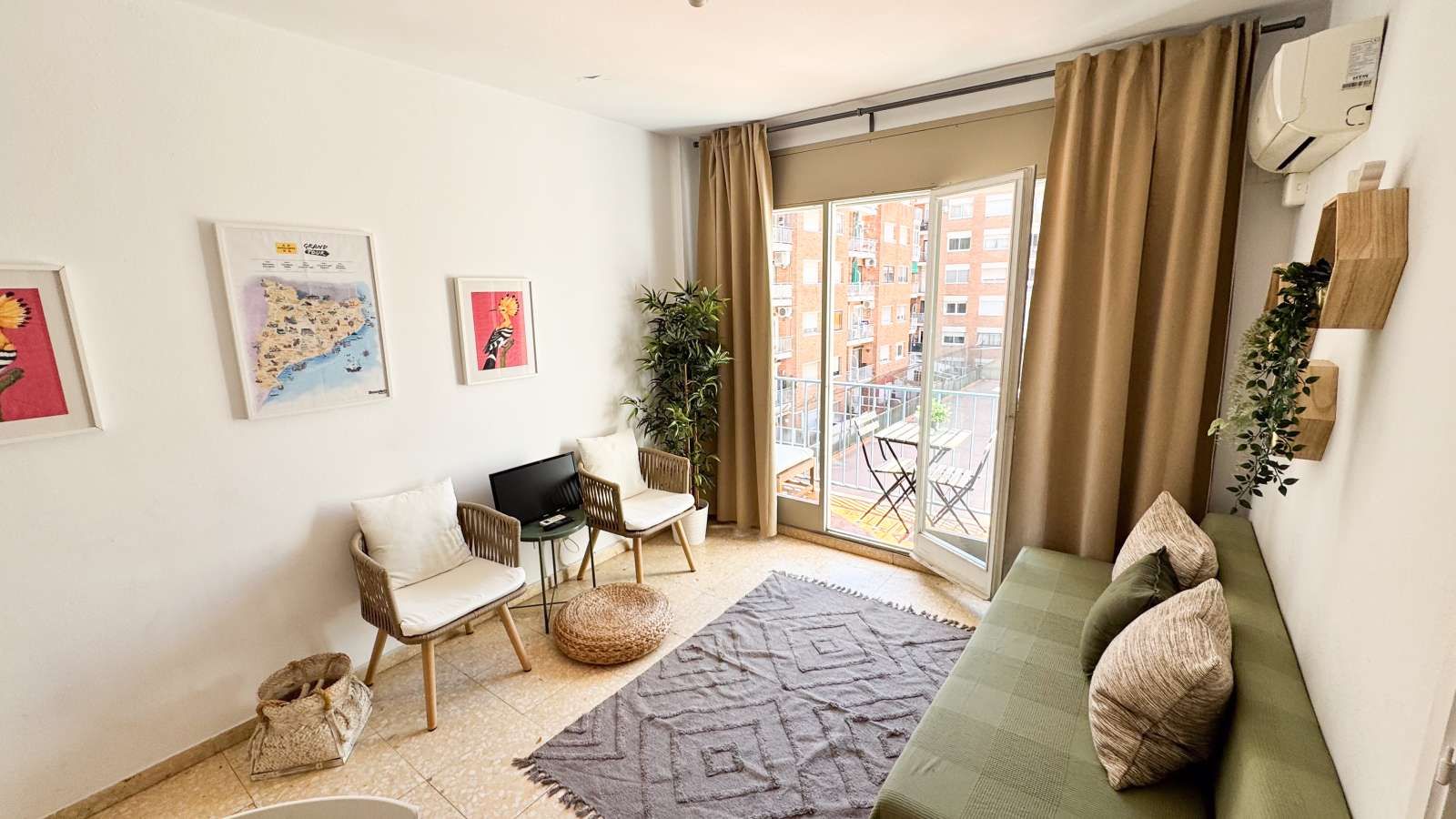 Sala d'estar de Apartament per a compartir en  Barcelona Capital amb Aire condicionat, Calefacció i Terrassa