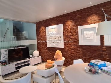 Detached house with balcony for sale in Ciutat Jardí