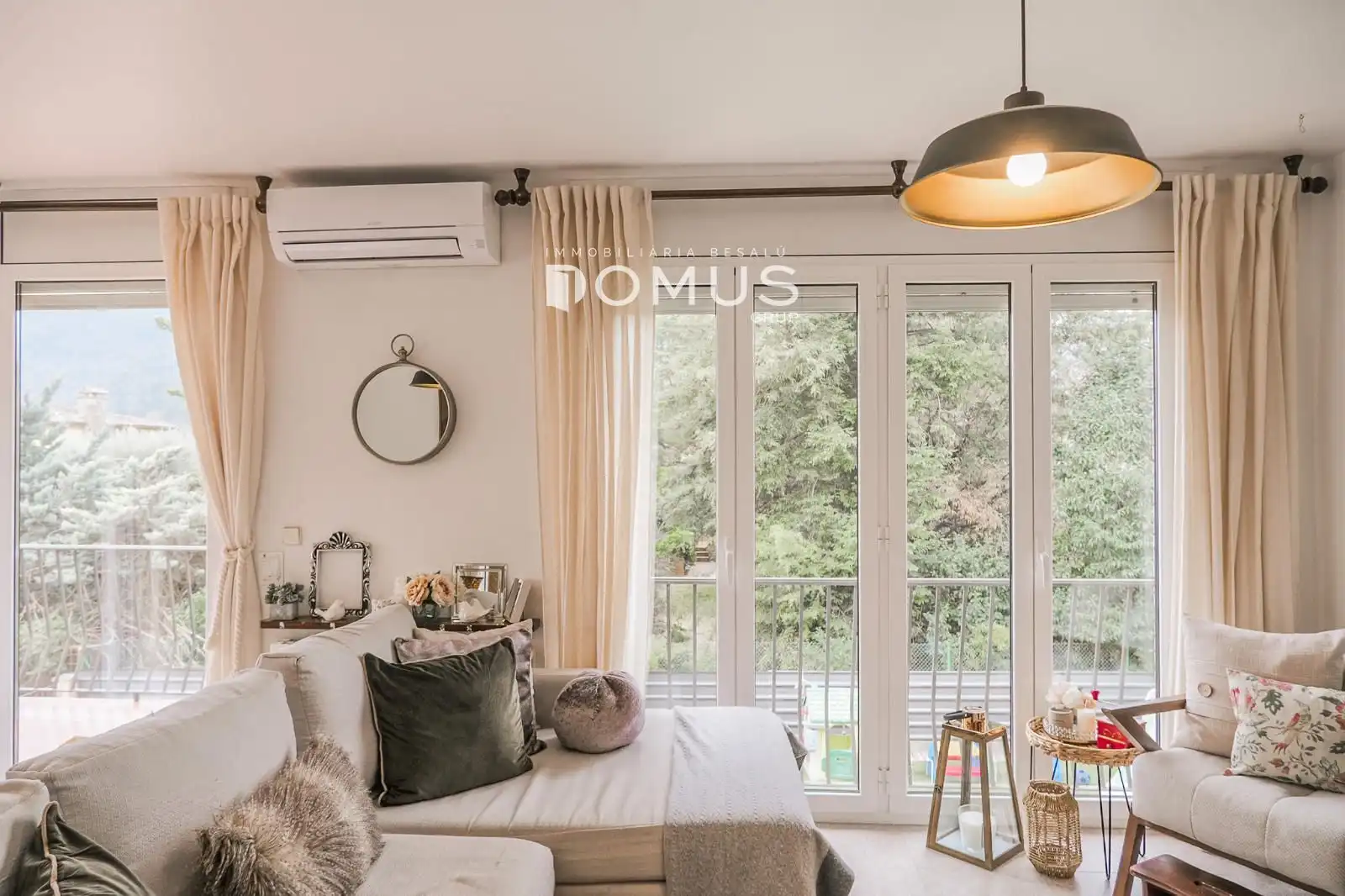 Bedroom of Houses for sale in Besalú  with Air Conditioner, Private garden and Terrace