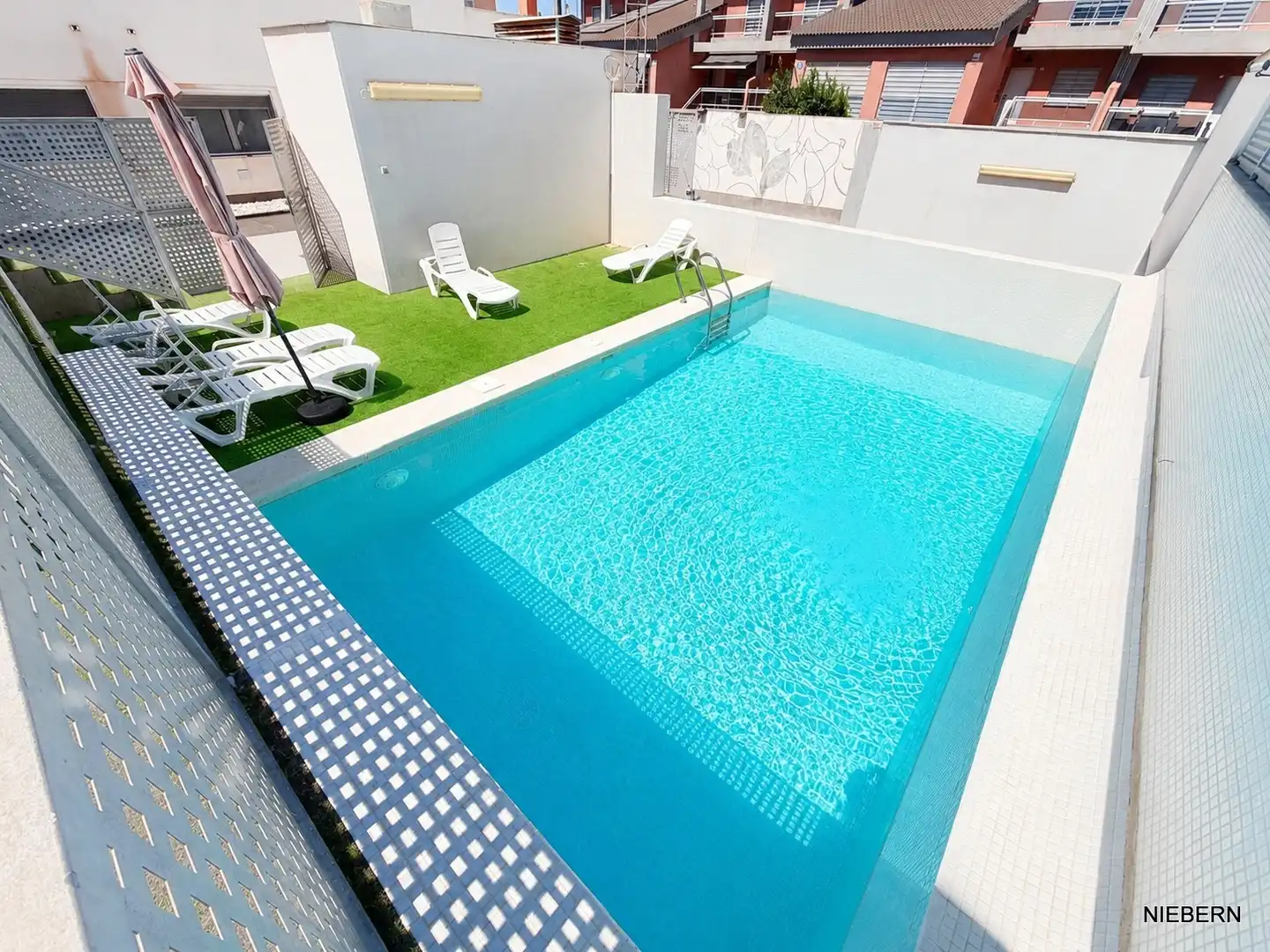 Swimming pool of Detached homes for sale in Cartagena  with Air Conditioner, Oven and Balcony