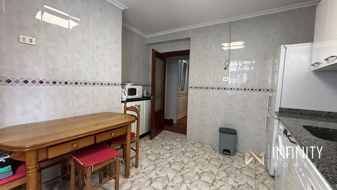 Flat for rent in García Salazar Kalea, Zabalburu