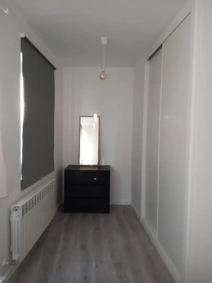 Dormitori de Apartament en venda en Lugo amb Calefacció, Terrassa i Moblat