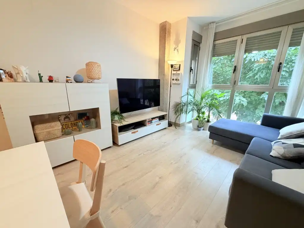 Piso con ascensor en venta en Plaza Austria, imagen 3