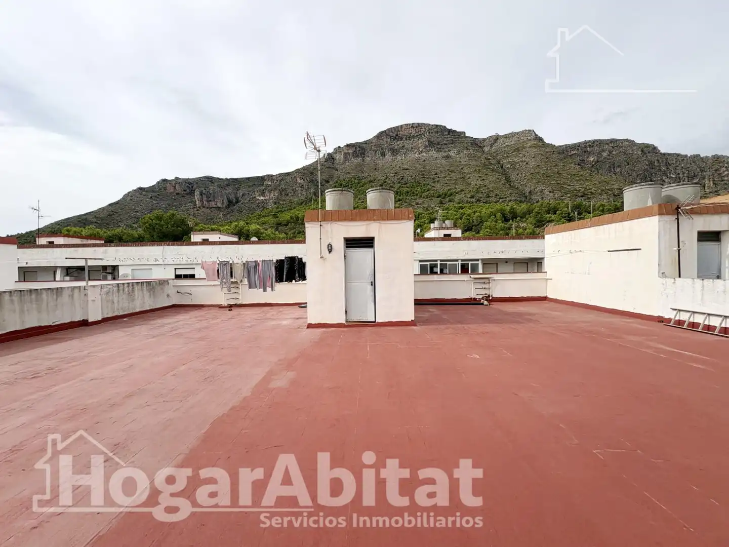 Vista exterior de Pis en venda en Tavernes de la Valldigna amb Balcó
