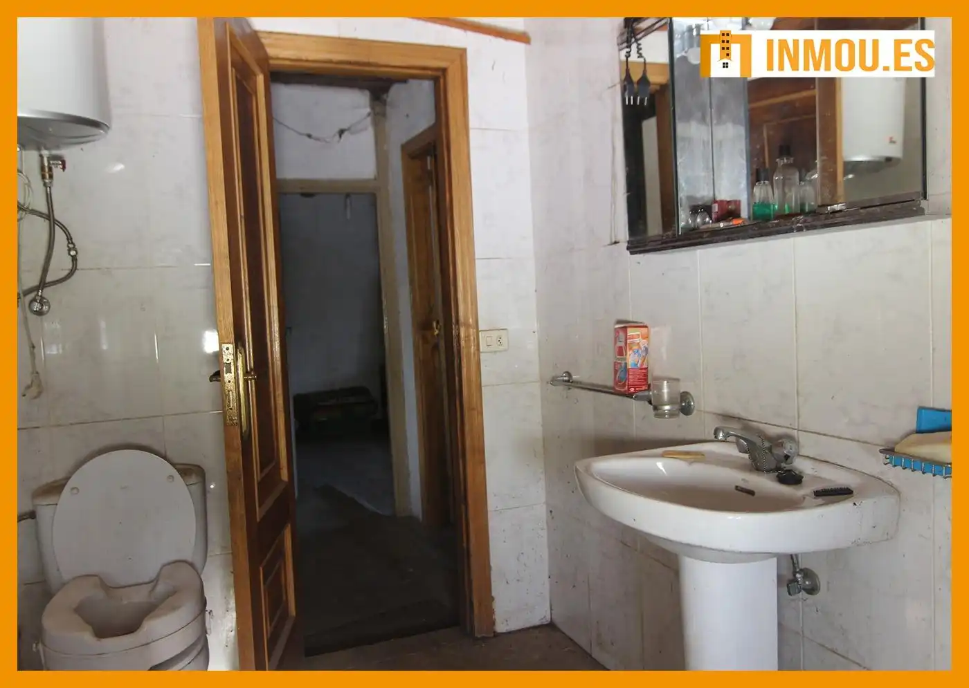 Bathroom of Country homes for sale in Maceda  with Private garden