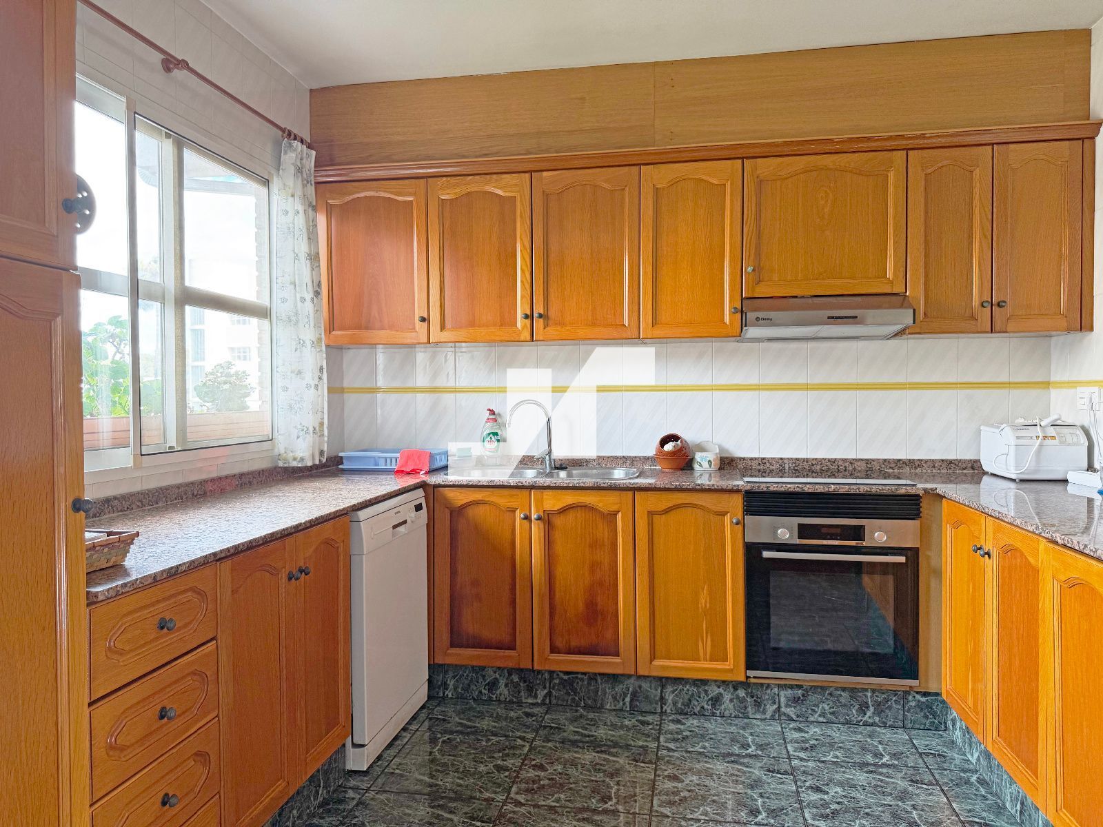 Cuina de Casa adosada en venda en Burriana / Borriana amb Aire condicionat, Calefacció i Terrassa