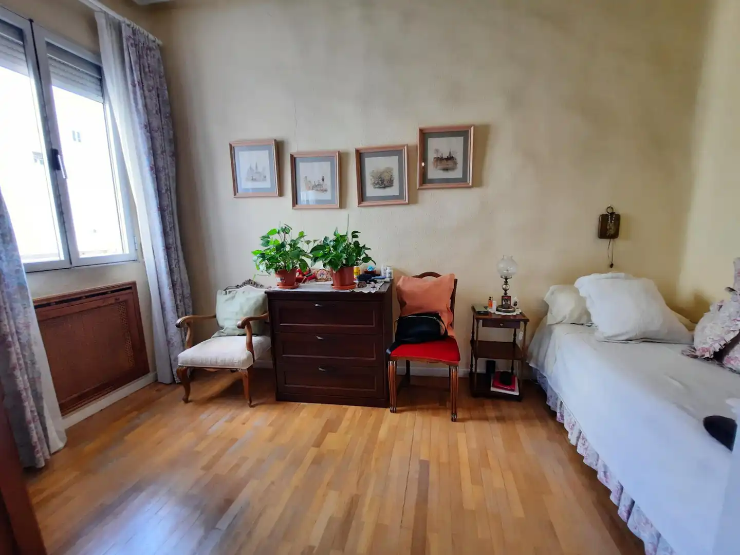 Schlafzimmer von Wohnung zum Verkauf in Madrid mit Klimaanlage, Heizung und Parkett