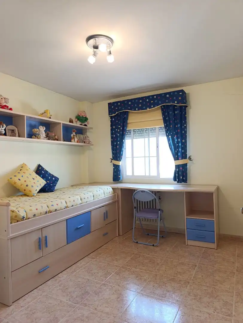 Habitación de Casa adosada en venta en Ciudad Real con Aire acondicionado, Calefacción y Terraza