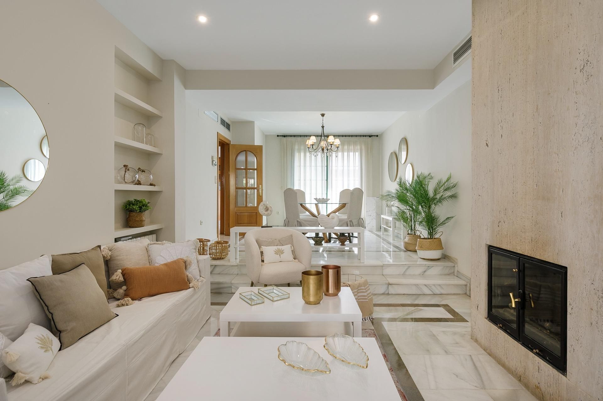 Sala d'estar de Casa o xalet en venda en  Granada Capital amb Aire condicionat, Calefacció i Jardí privat