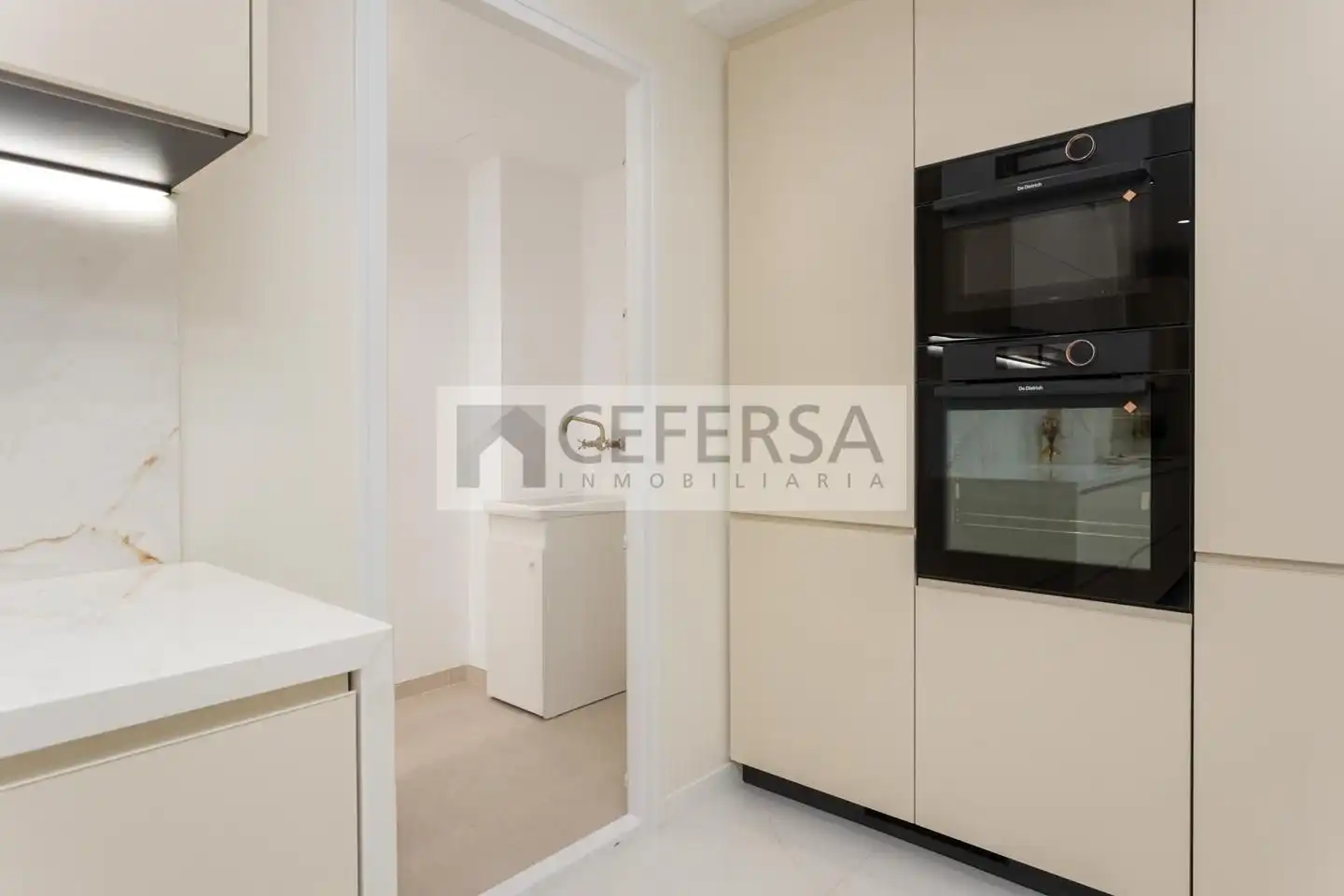 Kitchen of Flat for sale in Barcelona  with Air Conditioner, Heating and Storage room