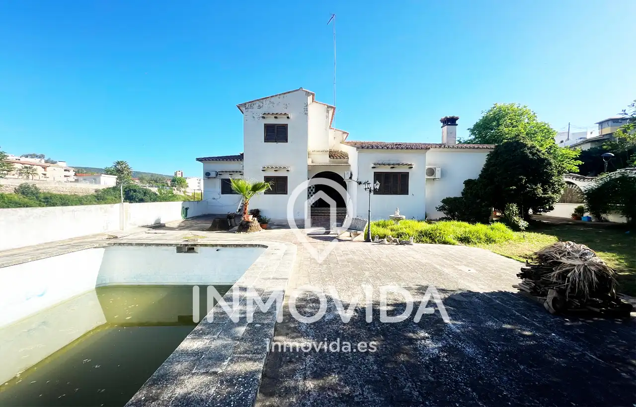 Vista exterior de Casa o xalet en venda en Mogente / Moixent amb Aire condicionat, Jardí privat i Terrassa