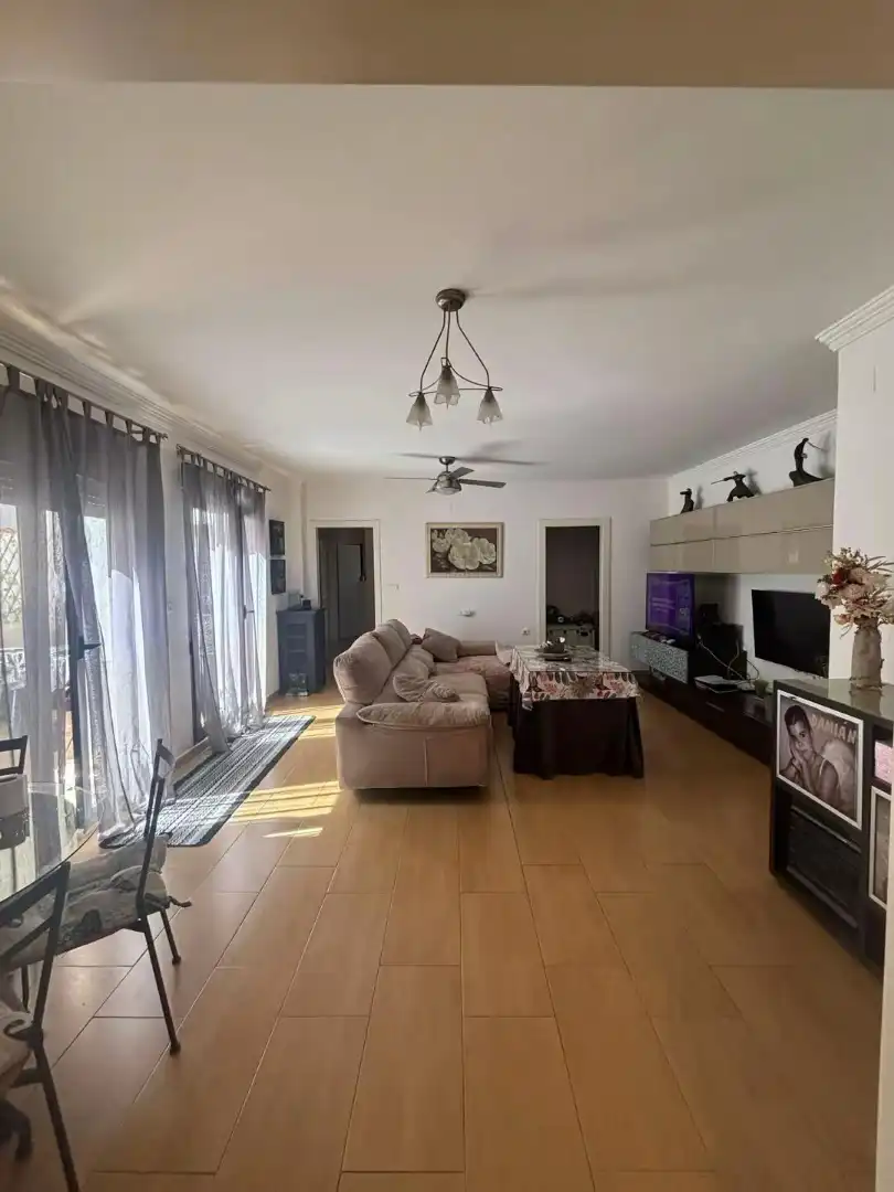 Sala de estar de Piso en venta en Peligros con Aire acondicionado, Terraza y Horno
