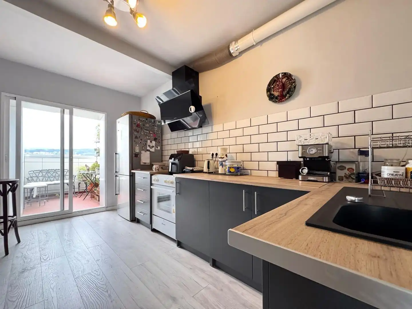Kitchen of Flat for sale in Pontevedra Capital   with Terrace