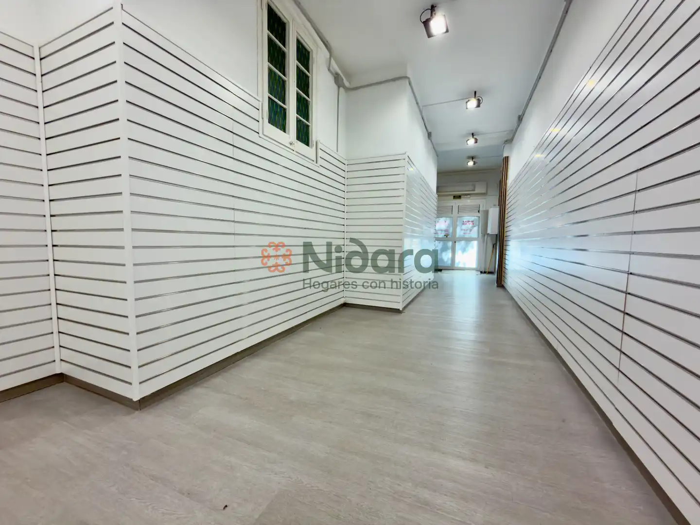 Local comercial de lloguer a Carrer de Floridablanca, imagen 26