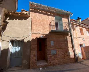 Exterior view of Single-family semi-detached for sale in Almonacid de la Sierra