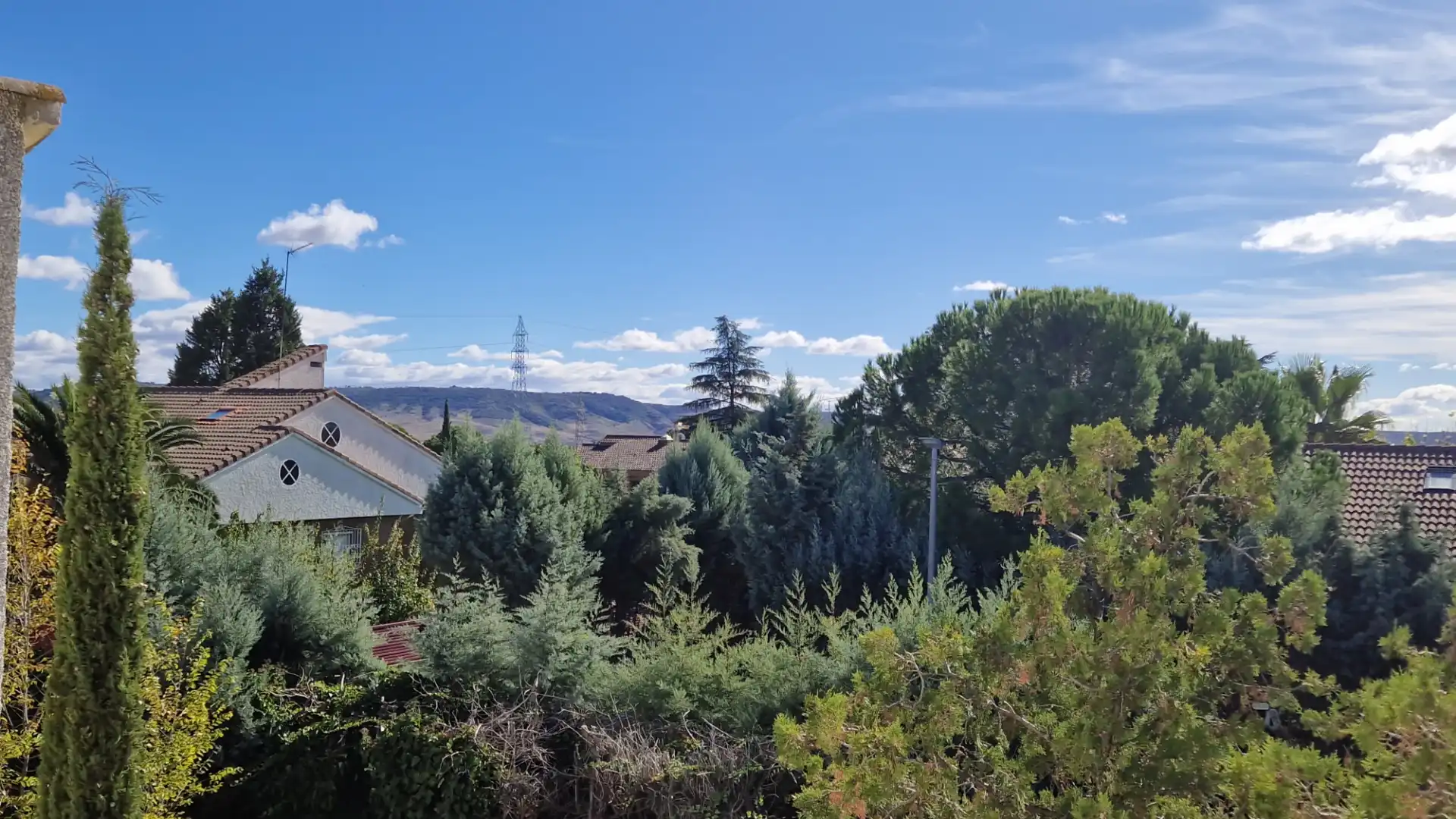 Vista exterior de Casa o chalet en venta en Villalbilla con Aire acondicionado, Calefacción y Jardín privado