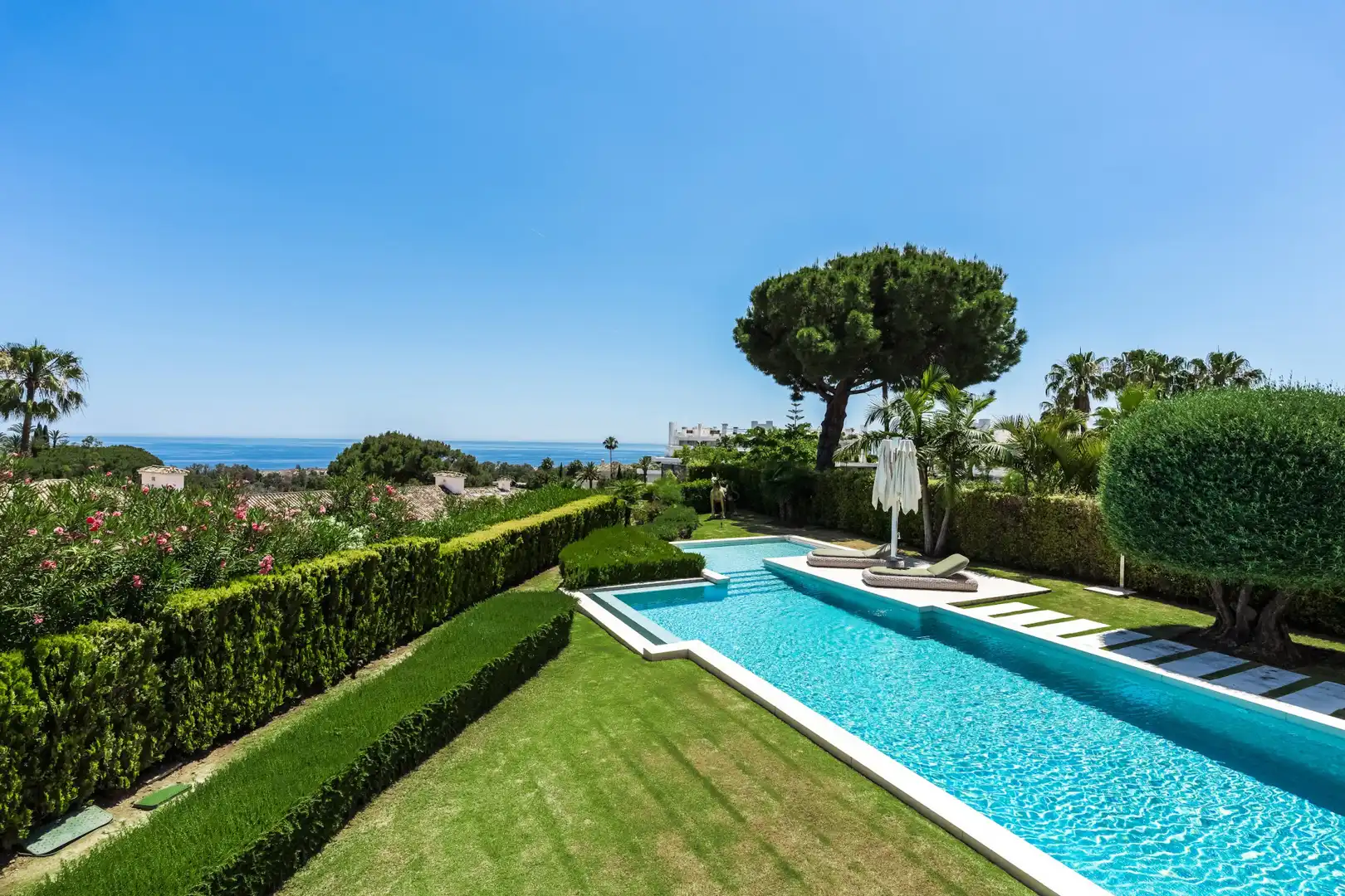 Garden of Houses for sale in Marbella  with Air Conditioner, Heating and Private garden