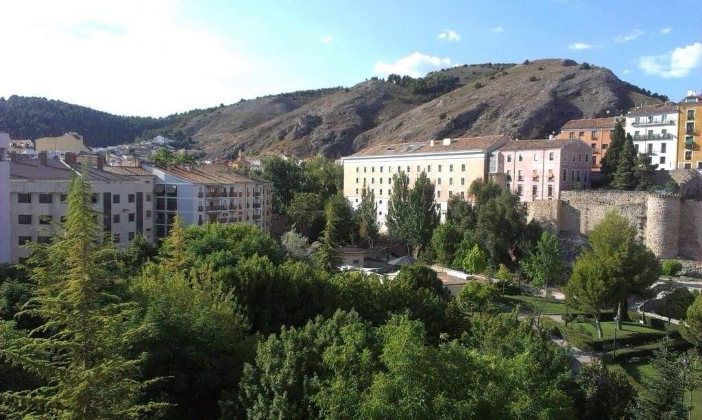 Exterior view of Flat to rent in Cuenca Capital  with Heating, Terrace and Furnished
