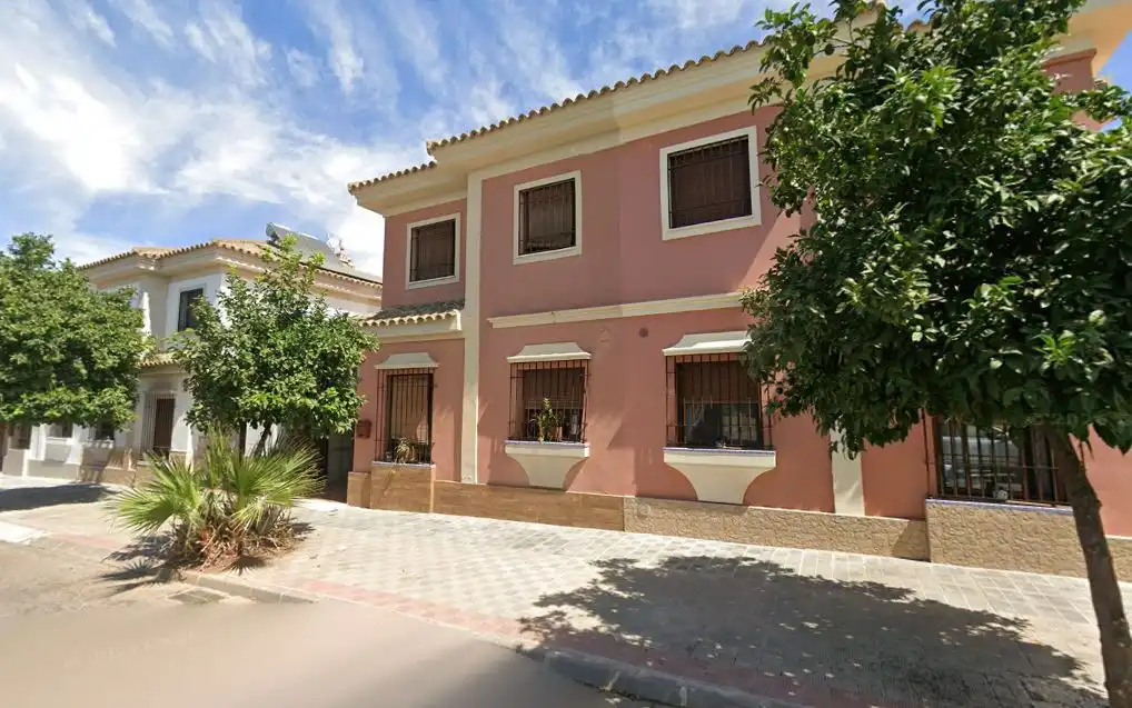 Vista exterior de Pis en venda en Utrera