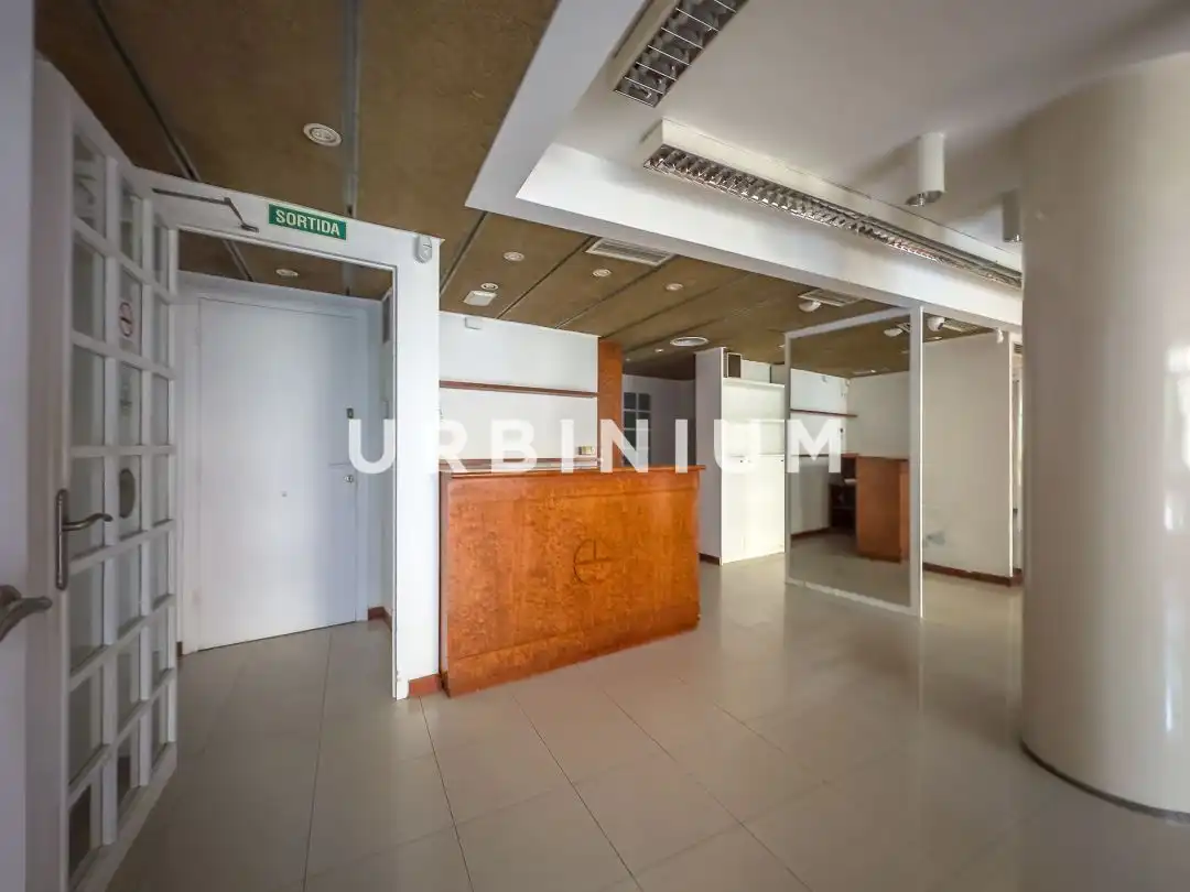Oficina amb ascensor de lloguer a Carrer Maluquer Salvador, imagen 13
