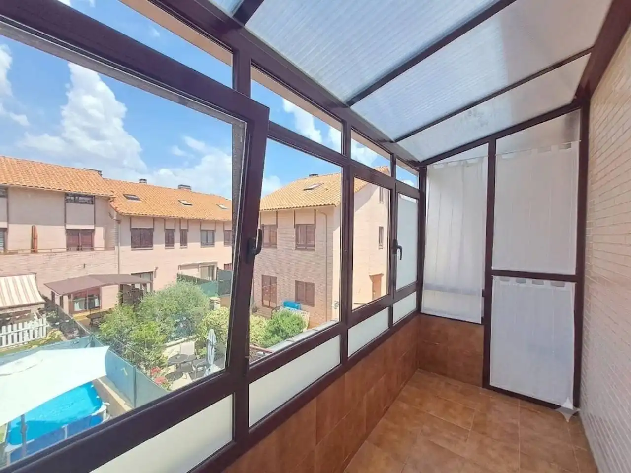 Balcony of Houses for sale in Burgos  with Heating, Private garden and Parquet flooring