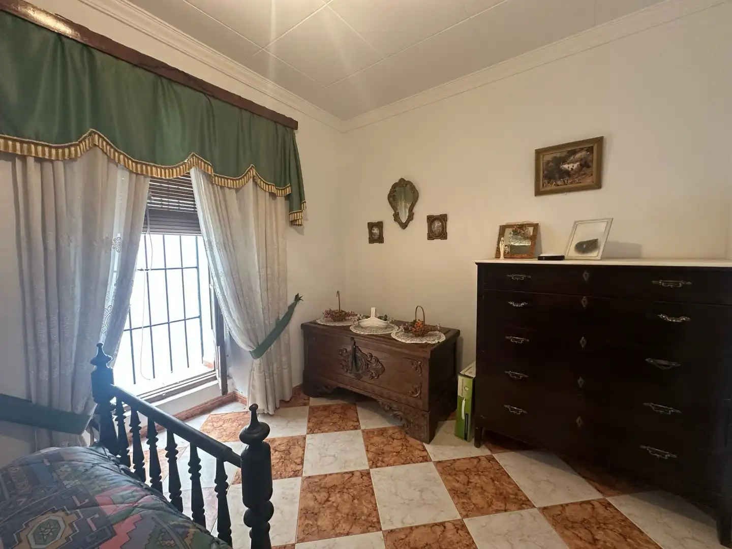 Bedroom of Detached homes for sale in Castro del Río  with Furnished