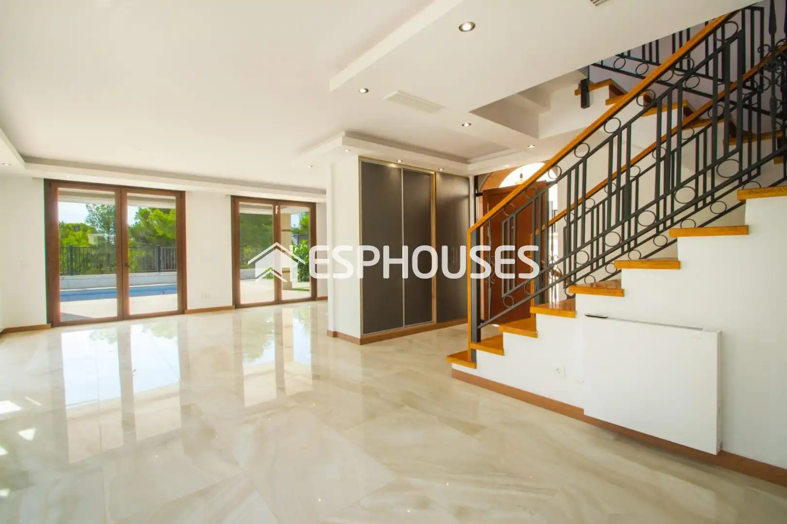 Casa con piscina in vendita a Golf Bahía, imagen 10