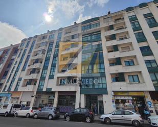 Vista exterior de Apartament en venda en Oviedo  amb Calefacció, Parquet i Traster